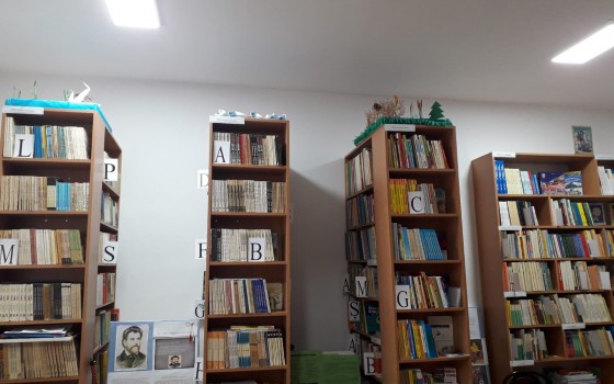 Biblioteca 4
